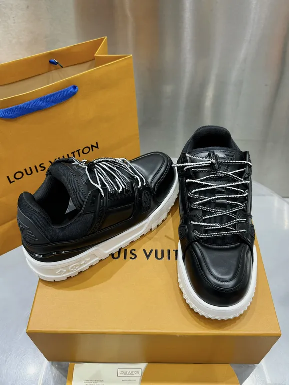 Louis Vuitton Shoe 